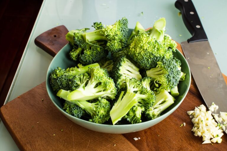 Is Broccoli Keto-Friendly (& Substitutes)