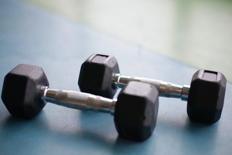 12 Impressive Benefits Of Dumbbell Workouts