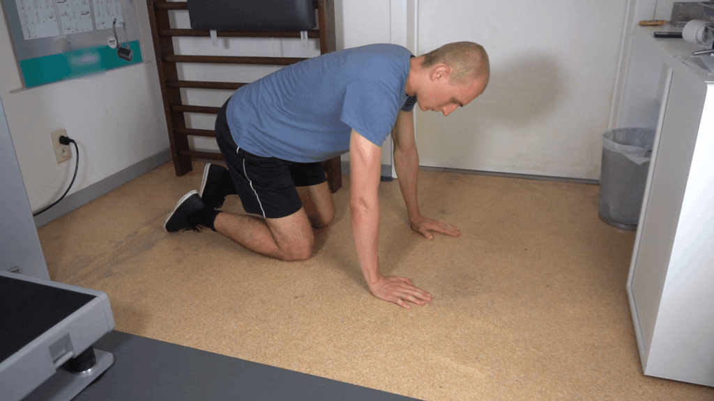 How to do a shoulder tap pushup